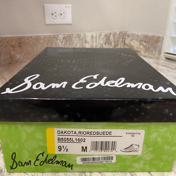 Sam Edelman Dakota, Rio Red Suede Sandals, size 9.5 - Picture 2 of 7